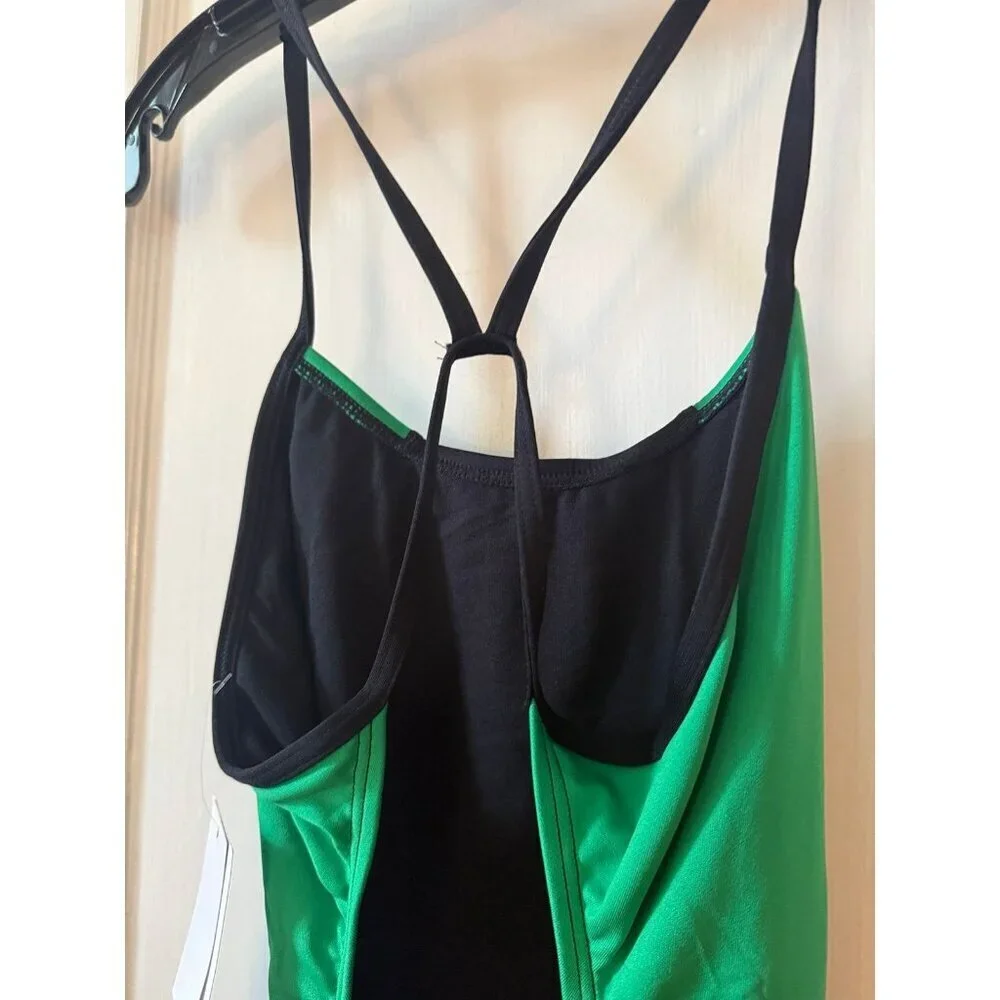 The finals women’s size 38/large swimsuit new with tags